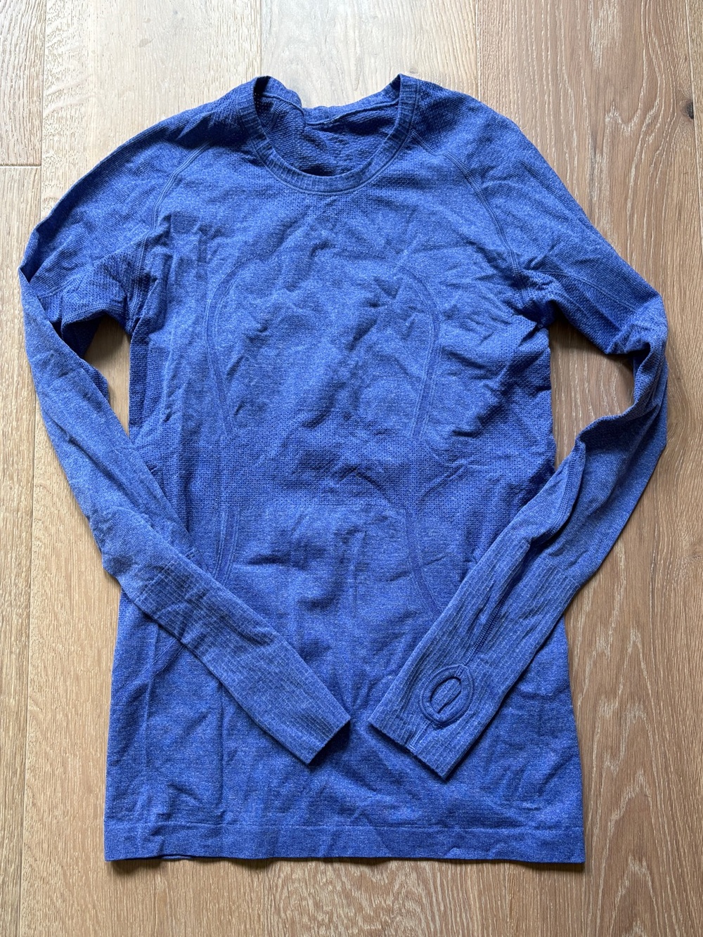 EUC Lululemon 6 heathered pigment LS swiftly